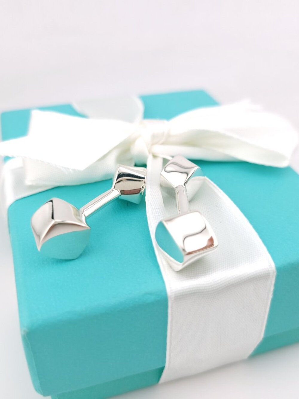 Rare Tiffany & Co. Sterling Silver Frank Gehry Torque Cube Cufflinks Cuff Links